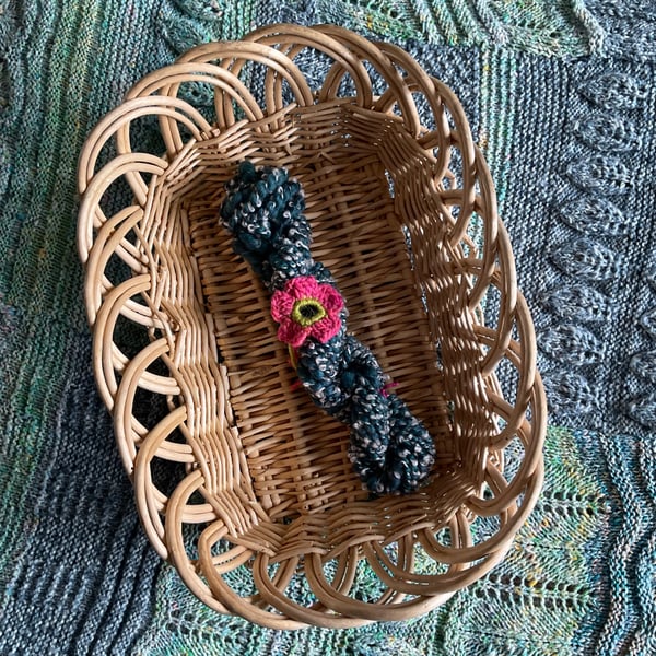 Hand spun art yarn - wool and silk