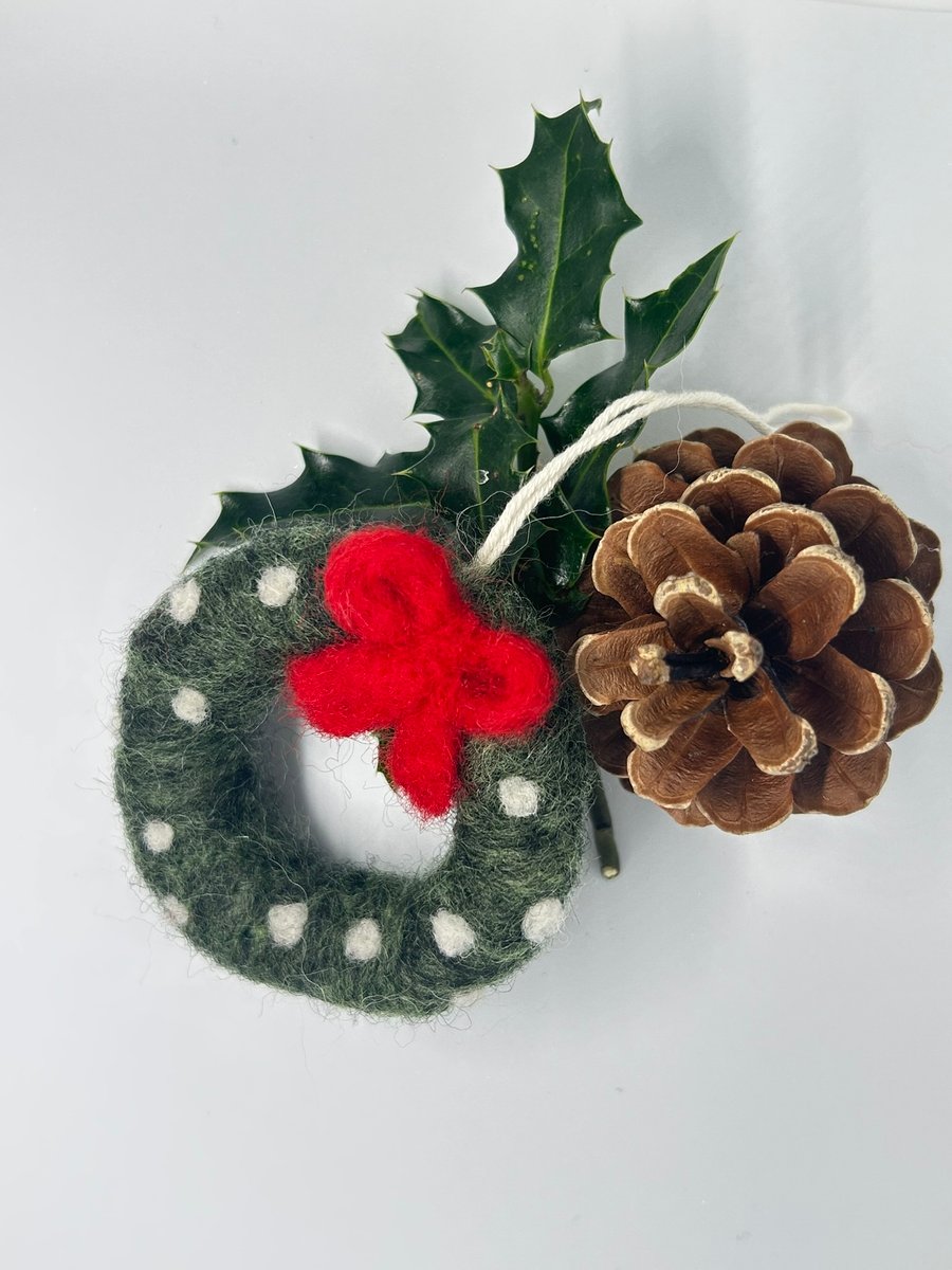 Mini Wreath Christmas Decoration Handmade Hanging Ornament