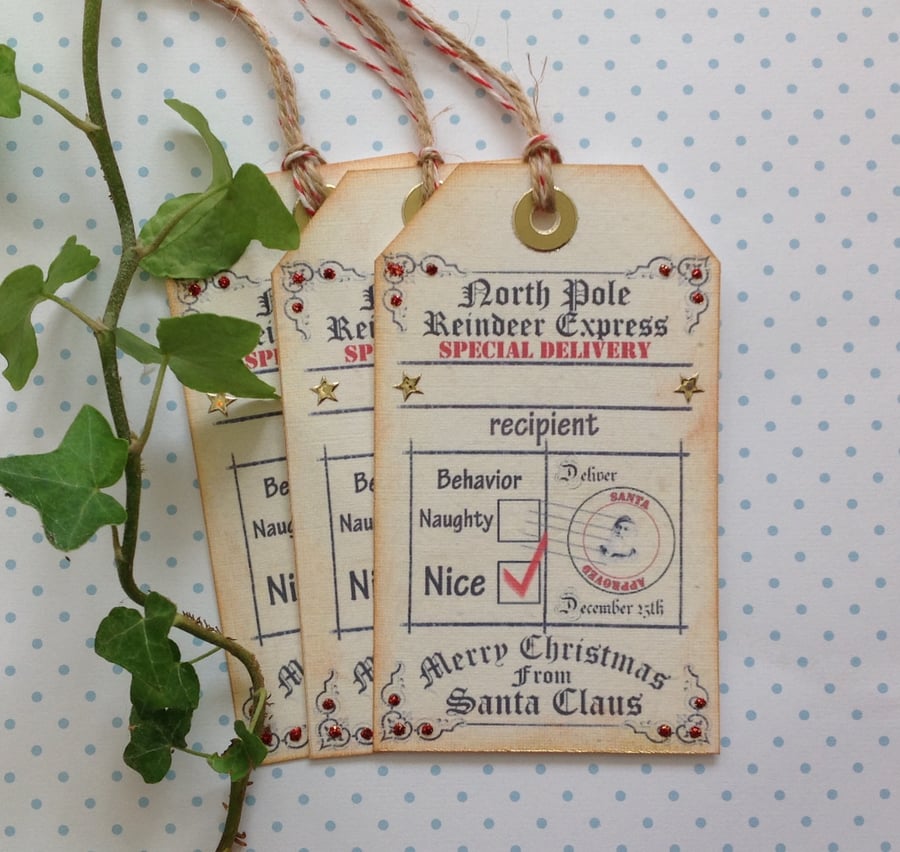 CHRISTMAS GIFT TAGS  ( set of 3) ' Gift  from Santa ' . Vintage -style.
