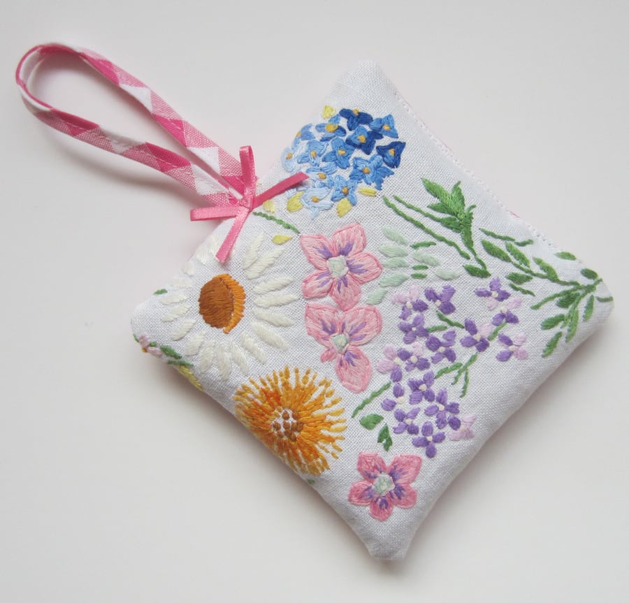Vintage Embroidered Pink Floral Lavender Bag
