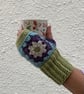 FINGERLESS MITTS , gloves .' Solstice' . Alpaca, wool blend. Fresh shades.