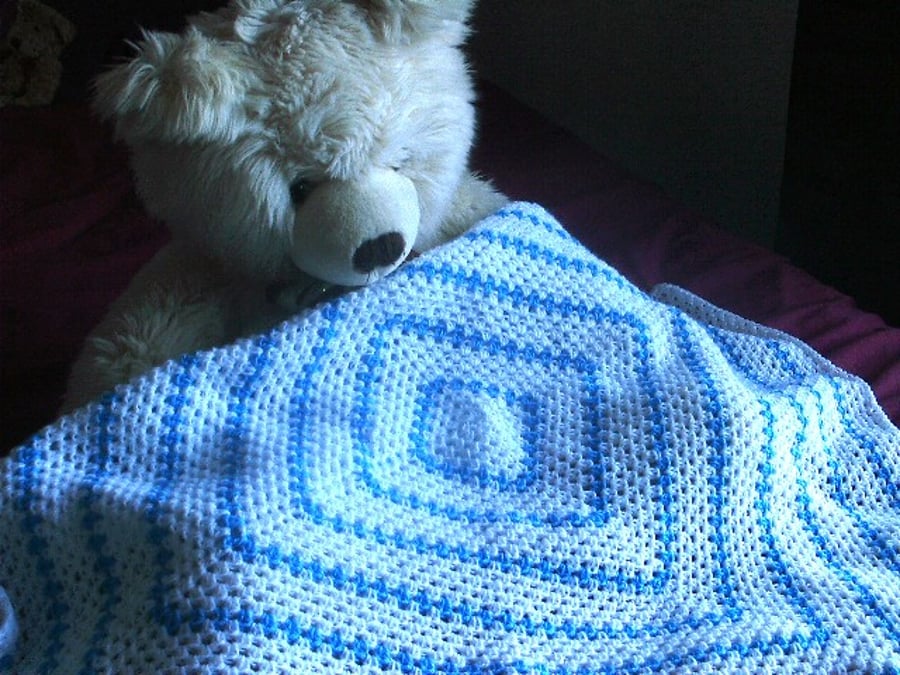 Crochet Baby or Lap Blanket 