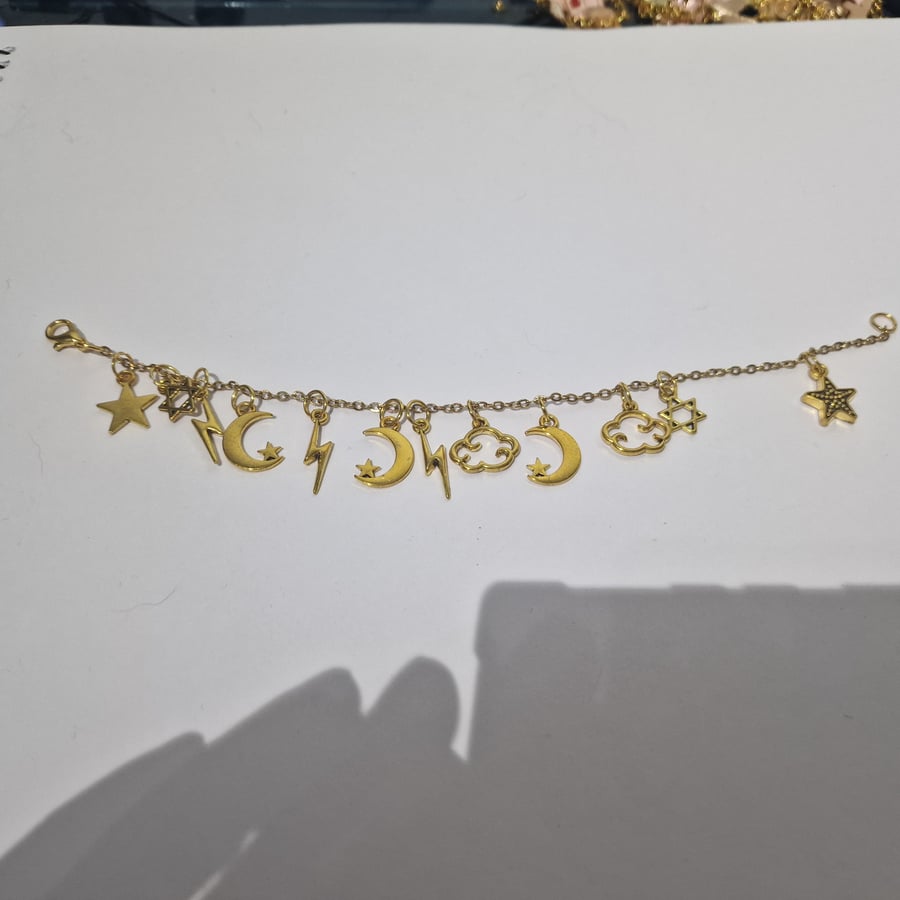 Sky charm gold bracelet