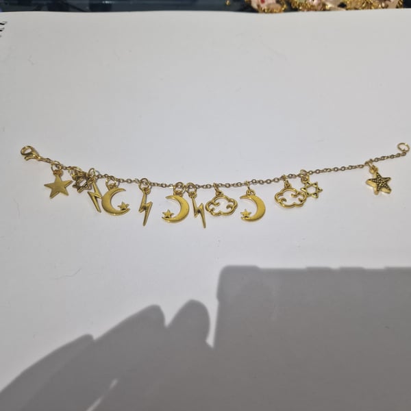 Sky charm gold bracelet