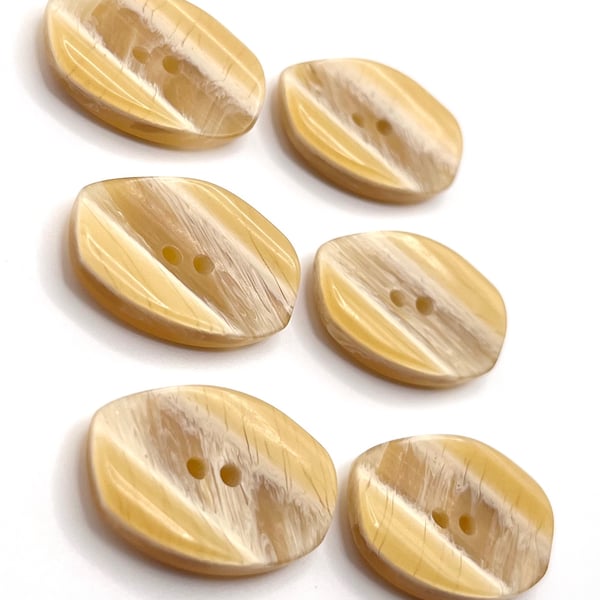 6 Oval-Style Buttons, Carved Stripes Design, Yellow, 28mm Wide, Textured