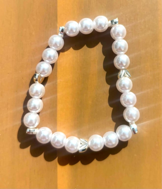 Handmade Pearl-Coloured Beaded Bracelet with Silver-Tone Detailing