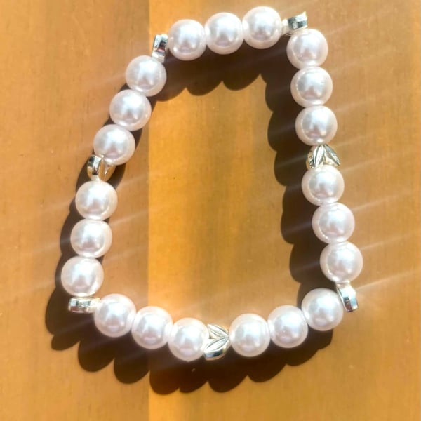 Handmade Pearl-Coloured Beaded Bracelet with Silver-Tone Detailing