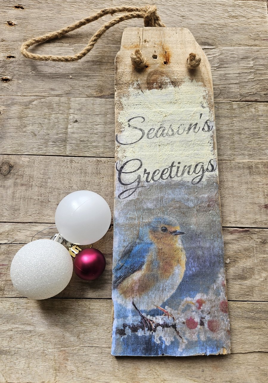 “Season’s Greetings” Bird Design - Rustic Driftwood Christmas Wall Plaque 