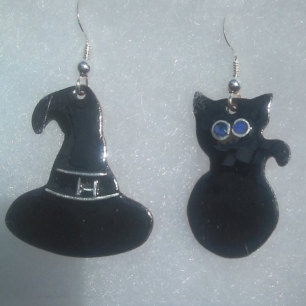 ENAMELLED EARRINGS -CAT AND A WITCHES HAT - WITH STERLING SILVER - HALOWEEN !!