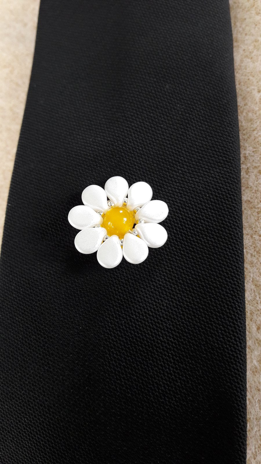 Handmade Daisy Tie pin