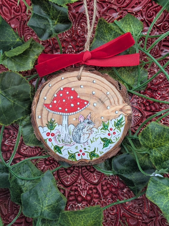 Mouse hand-painted Christmas log slice decoration 