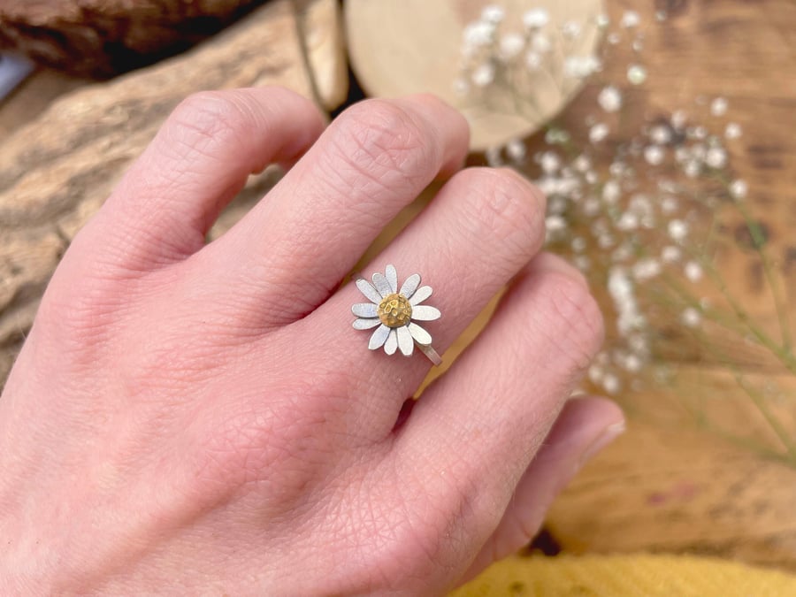 Handmade Gold & Silver Daisy Ring