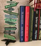 Book signpost 