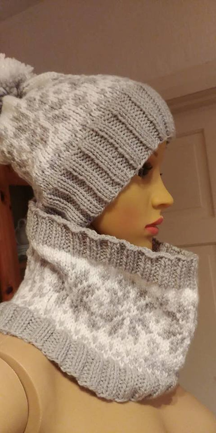 Chunky  Knit  Cowl and hat sets