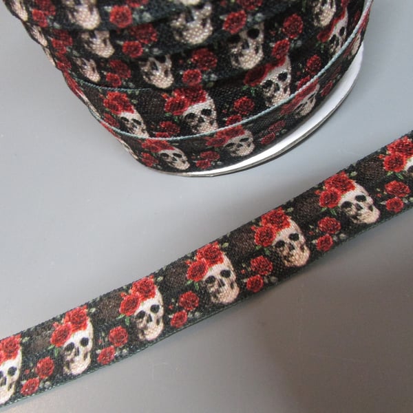 Skull Fold Over Elastic x 1 metre