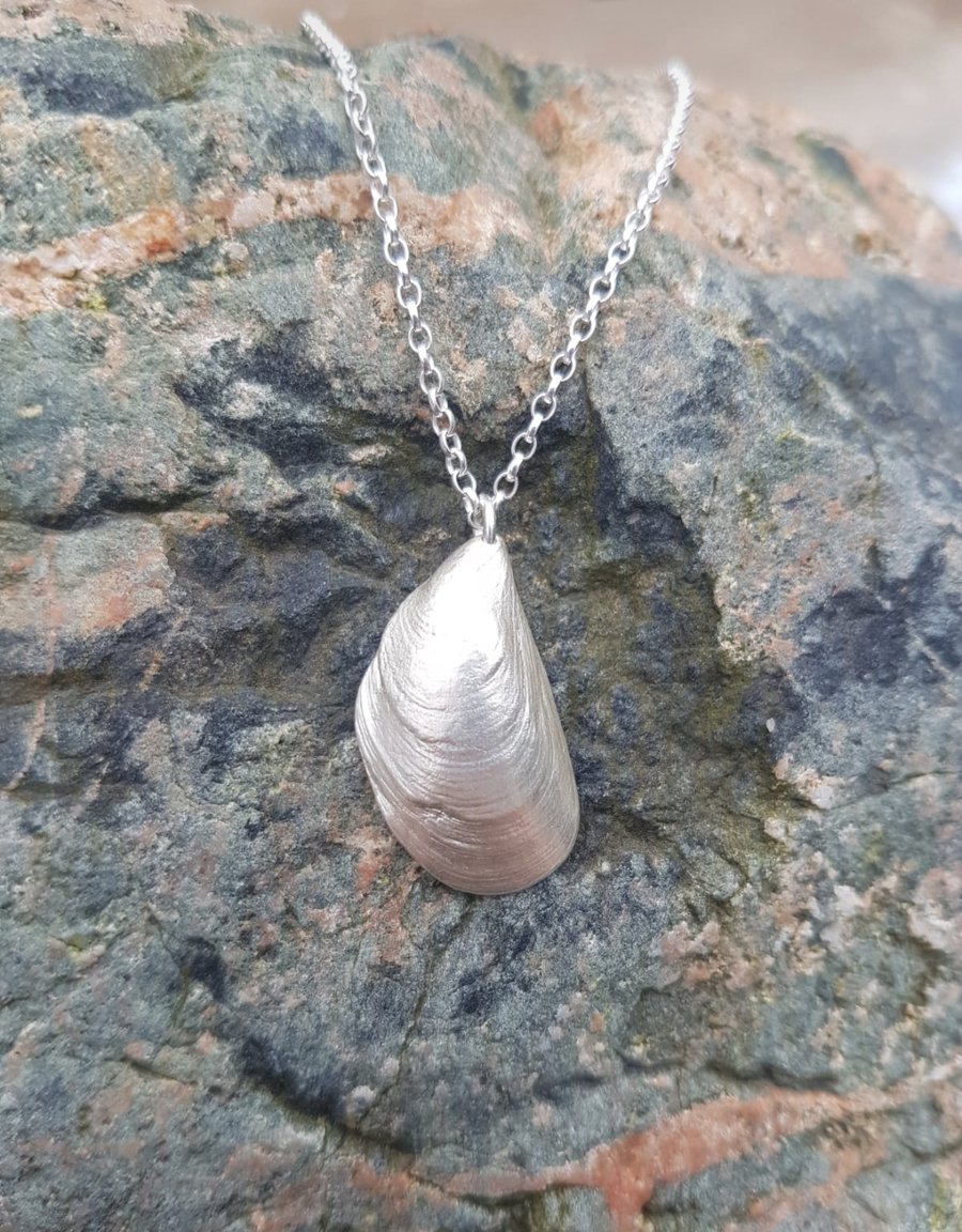 Mussel Shell Necklace.