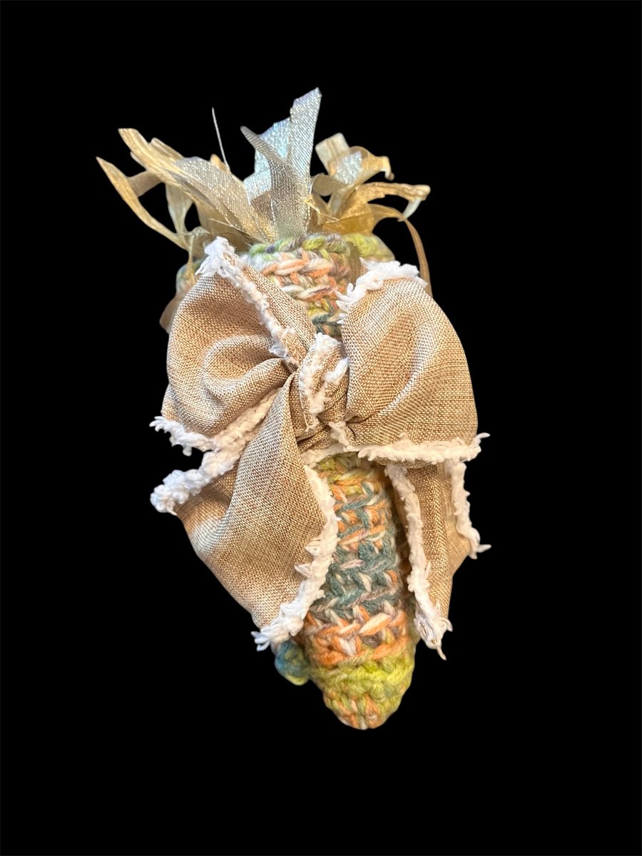 Home style Carrot Bunch, Carrots, Autumn, Autumn Decoration, Autumn Carrots