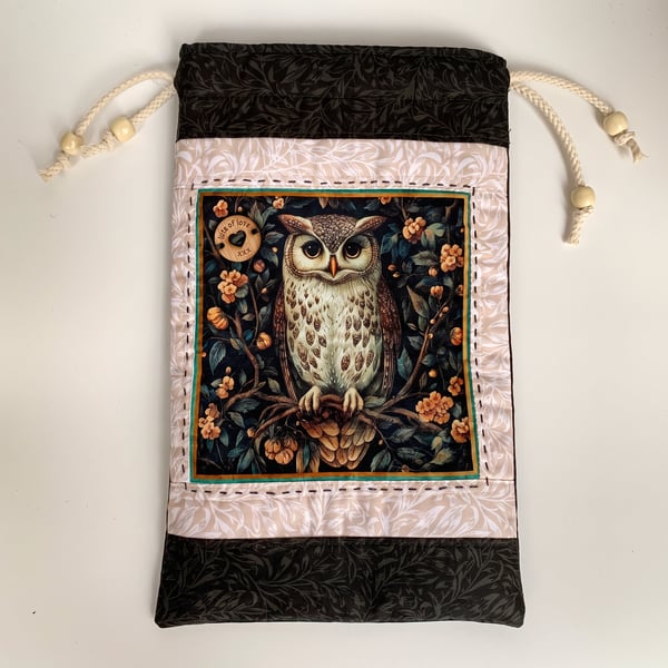 Handmade Quilted Owl Gift Pouch – Padded Drawstring Bag