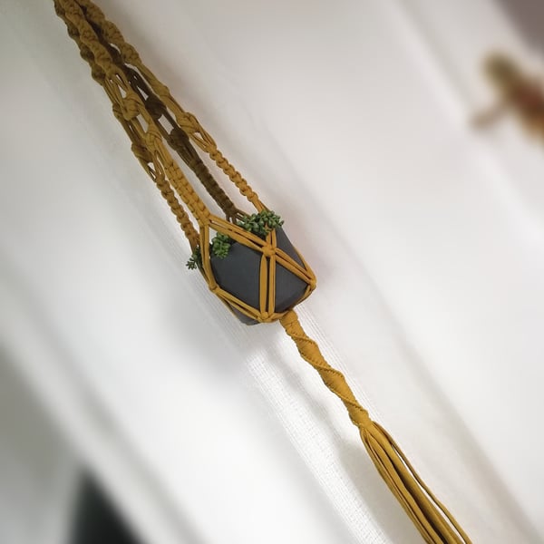 Free UK P&P. Macramé Plant Hanger (Ochre) 