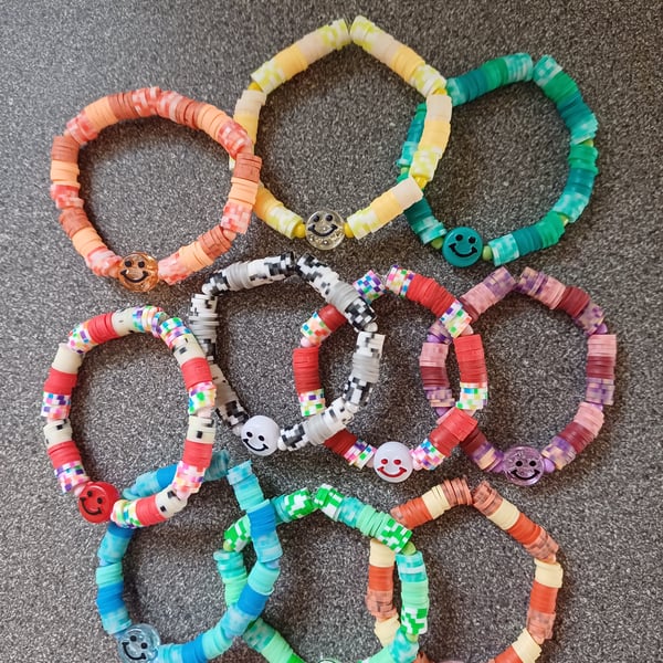 Bundle of 10 smiley face bracelets, kids bracelets, party bag fillers, bracelets