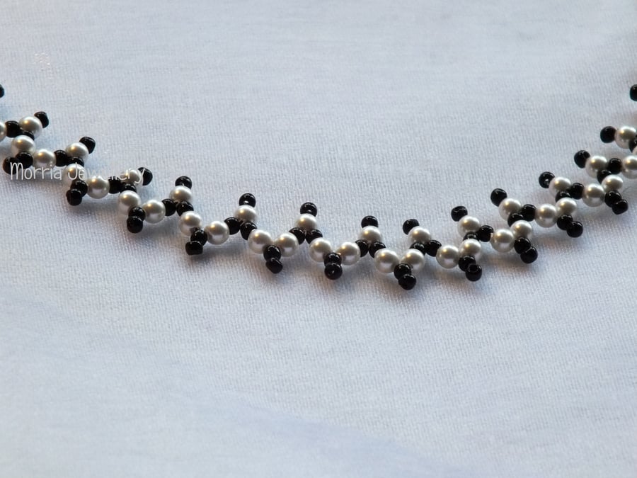 Monochrome Zig Zag Necklace