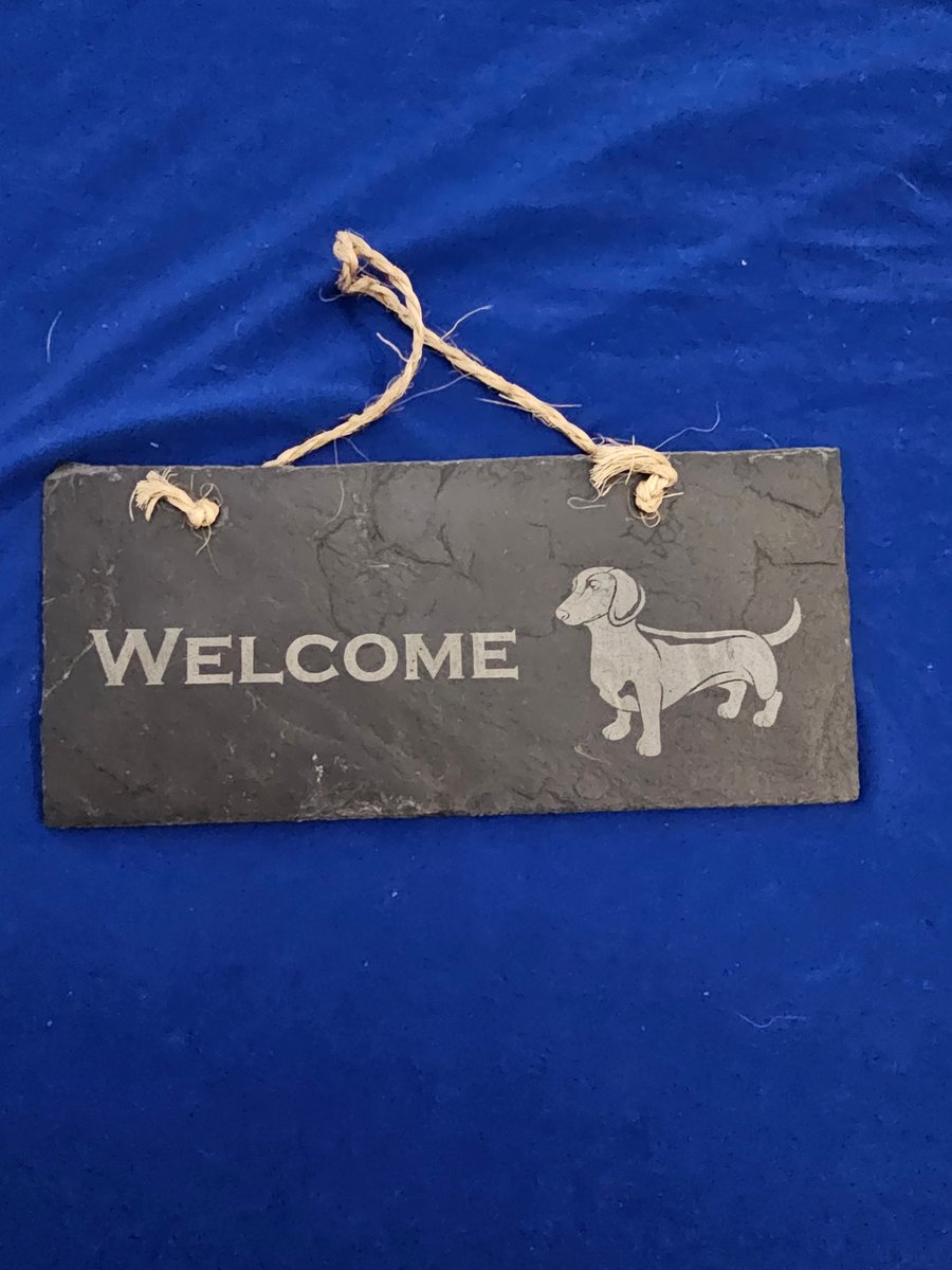 Welcome sign dachshund 