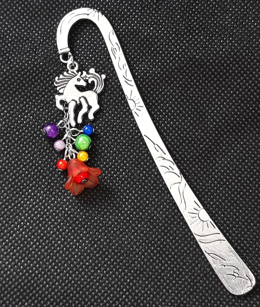BM18 Unicorn bookmark with rainbow miracle beads