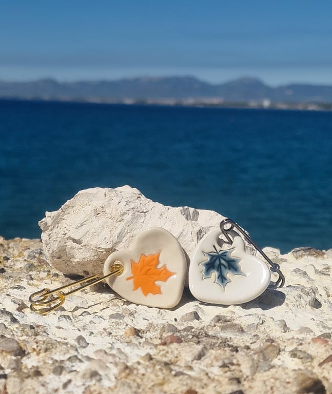 Burnt Orange Maple Leaf 2 in 1 Worry Stone Brooch 