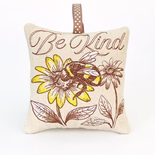 Bee on Flower Inspirational Quotes Nature Medley Linen Lavender Bag 