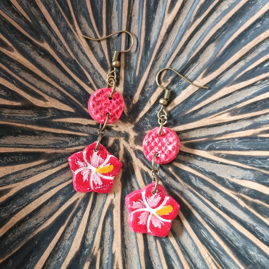 Tropical hibiscus dangle earrings 