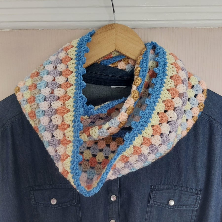 Crochet Infinity Scarf Hydrangea Blue Trim