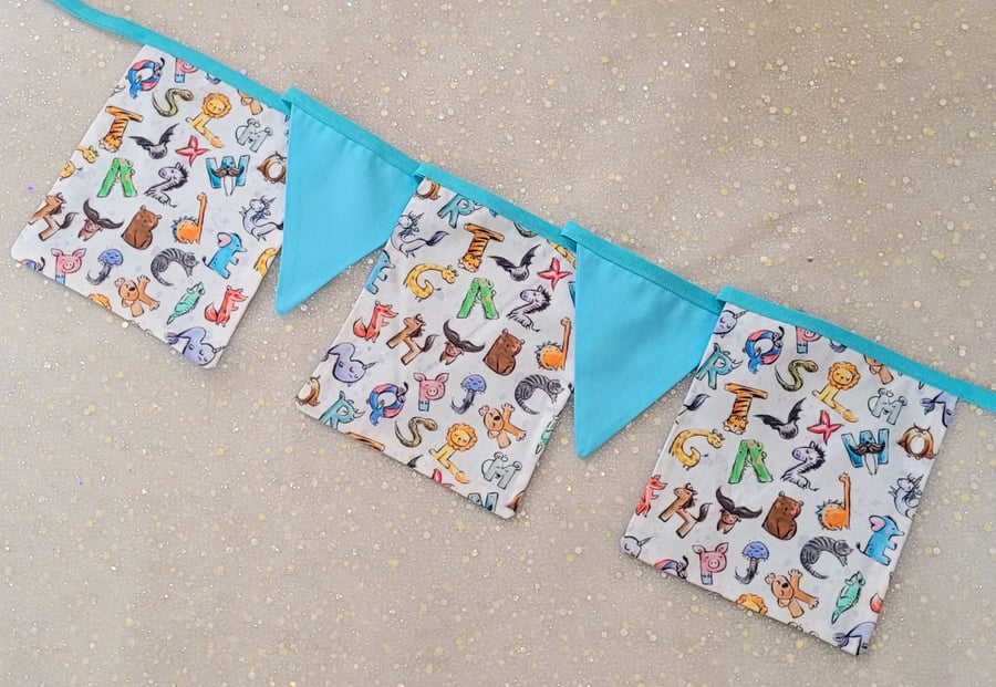 Animal bunting