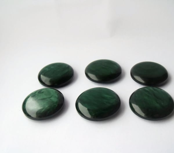 six vintage shiny green marbled resin buttons for dressmaker or costumier