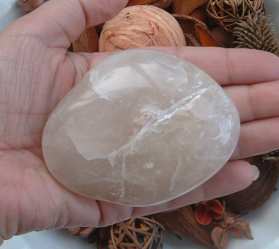 Large Oval Polished Opaque Quartz Polished Tumblestone Paperweight.