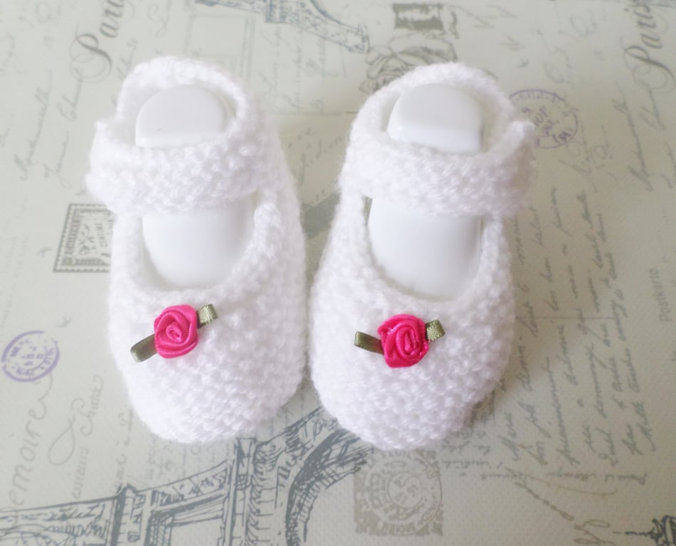 White knitted baby booties, premature, newborn baby, Mary Jane shoes
