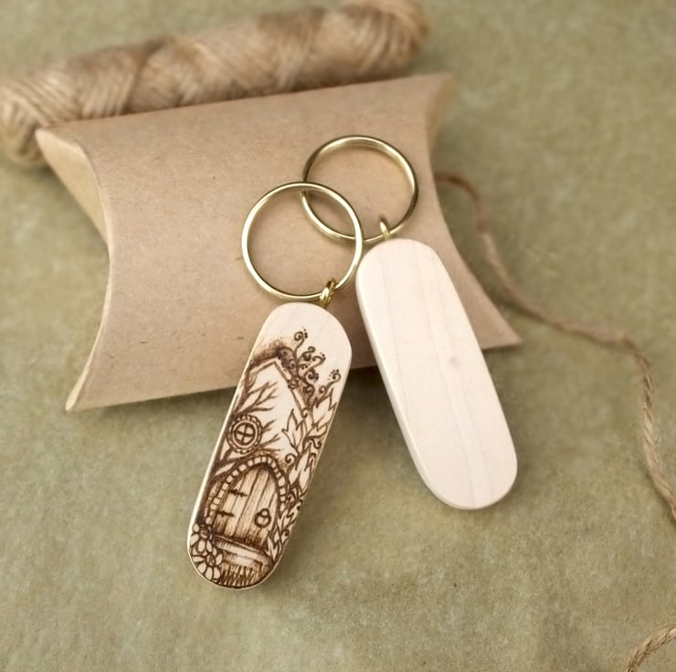Fairy door pyrography mini keyring. Elvish arch... - Folksy