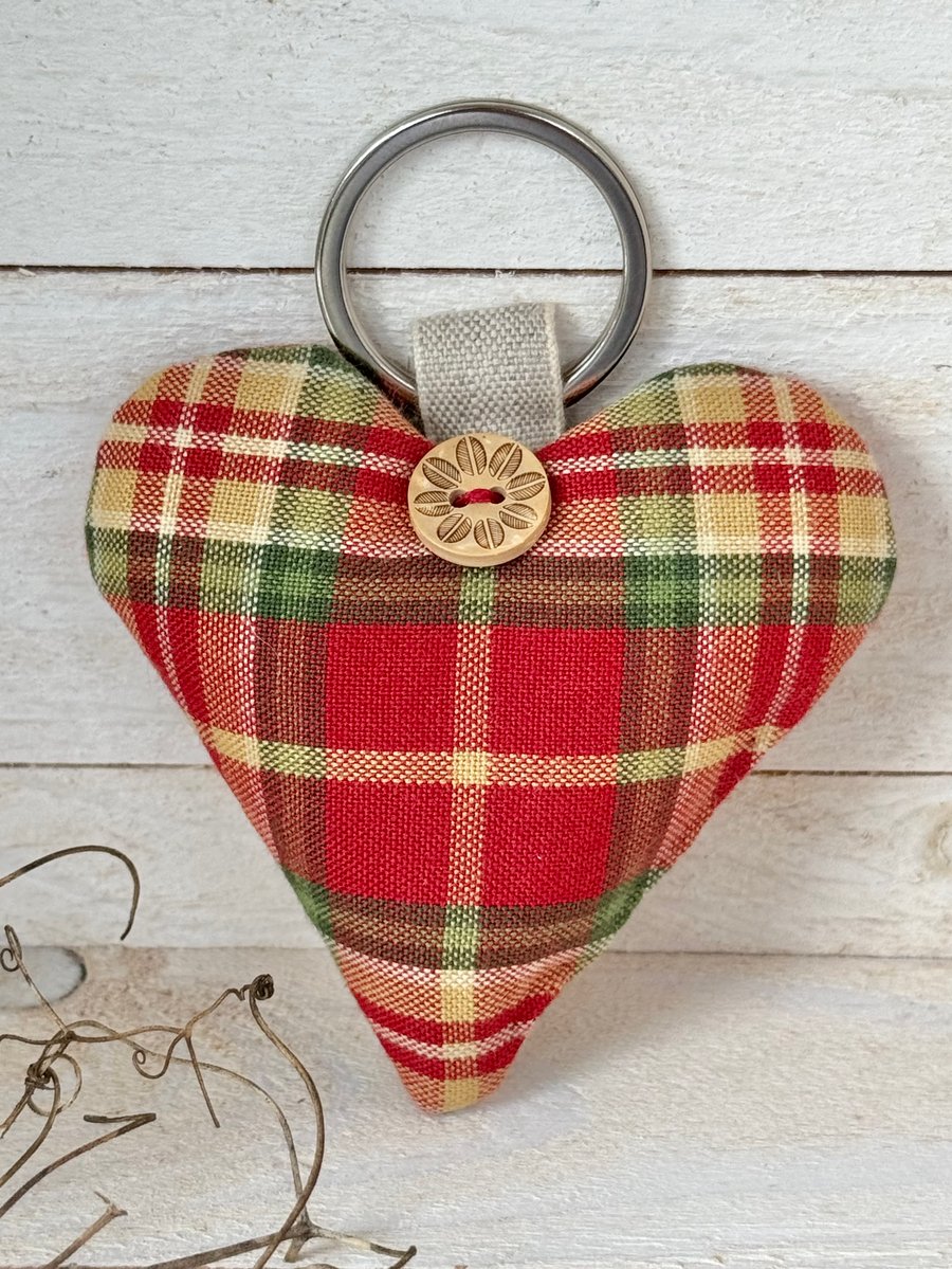HEART KEY RING - autumn checks