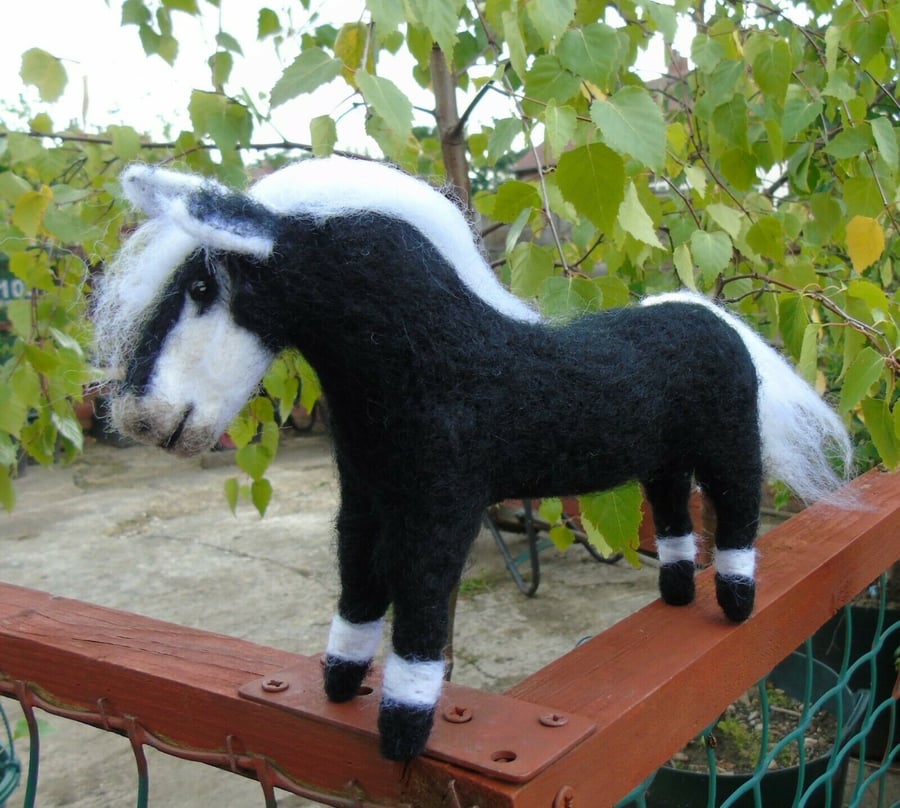Needle felt pony, horse, animal wool sculpture, black and white horse