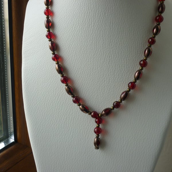 BRONZE & RED NECKLACE.  1098