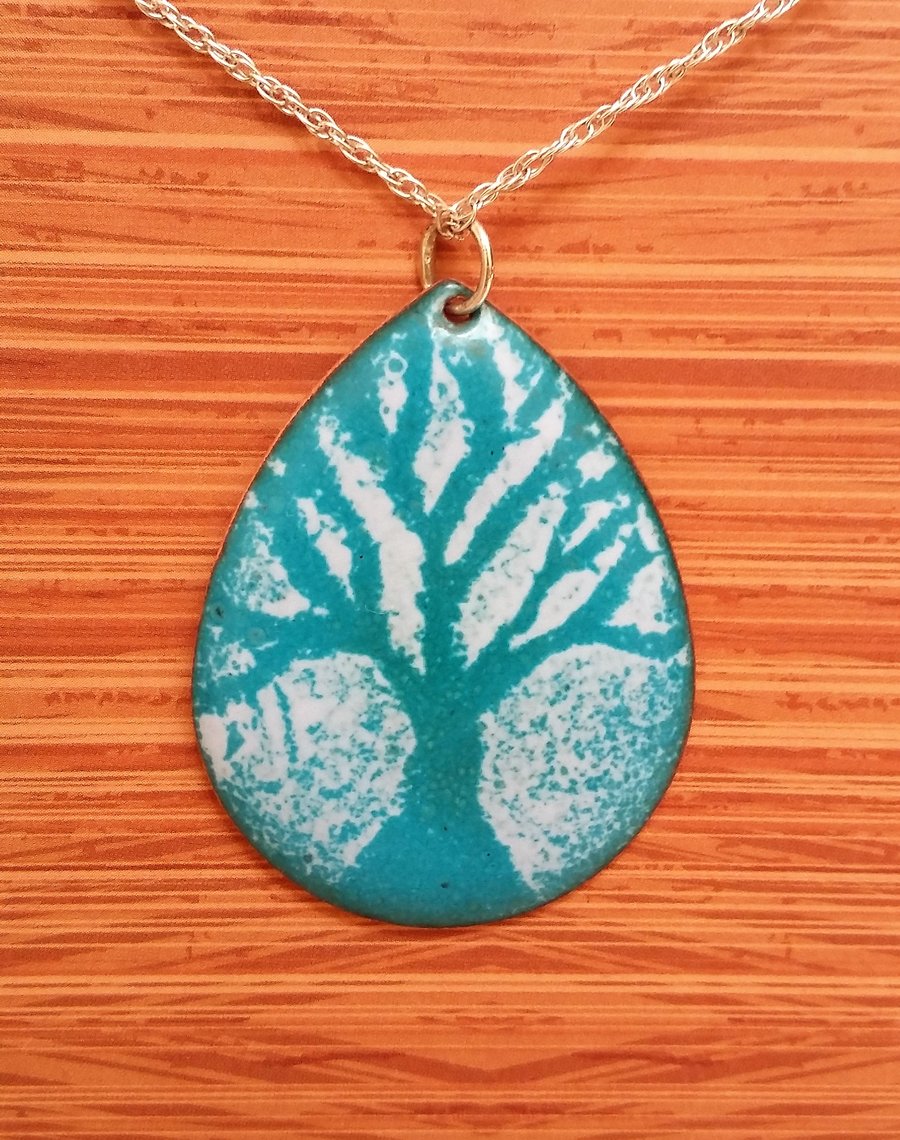 Tree design teardrop pendant in enamelled copper 197