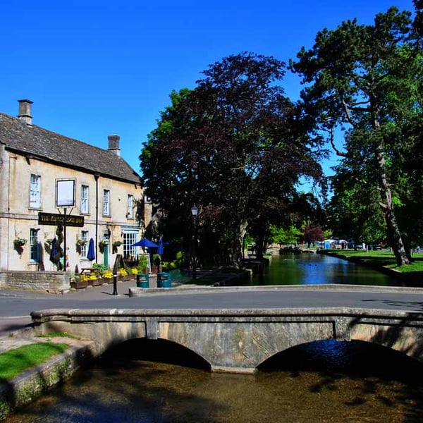 Kingsbridge Inn Bourton On The Water Cotswolds Photograph Print