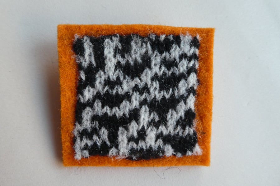 Rule 30 brooch - orange, square, needle felted.
