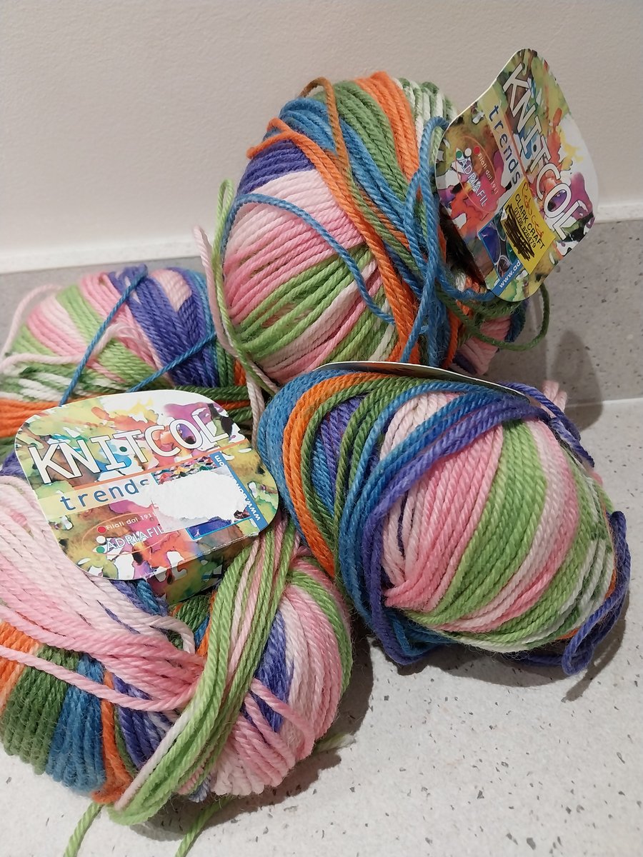 50g Adriafil Knitcol Green Pink Multi col 51 Mardi Gras