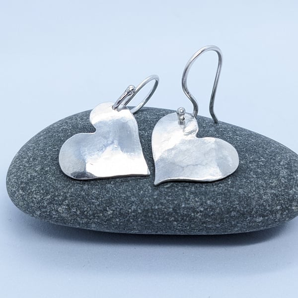 Handcrafted silver heart earrings, Handmade silver earrings, Heart-shaped sterli