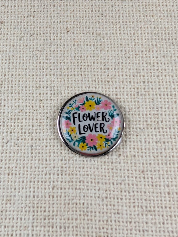 Flower Lover - Flower Themed Badge - Large Resin Topped Pin Badge