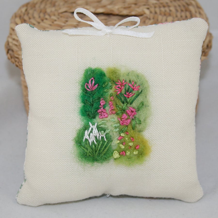 Summer Garden Pin Cushion
