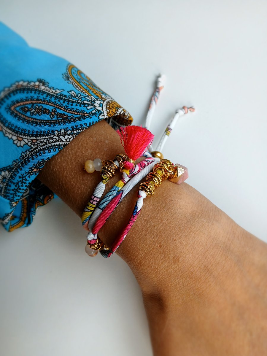 Boho-chic wrap Bracelet - fabric and tassel bracelet with packaging