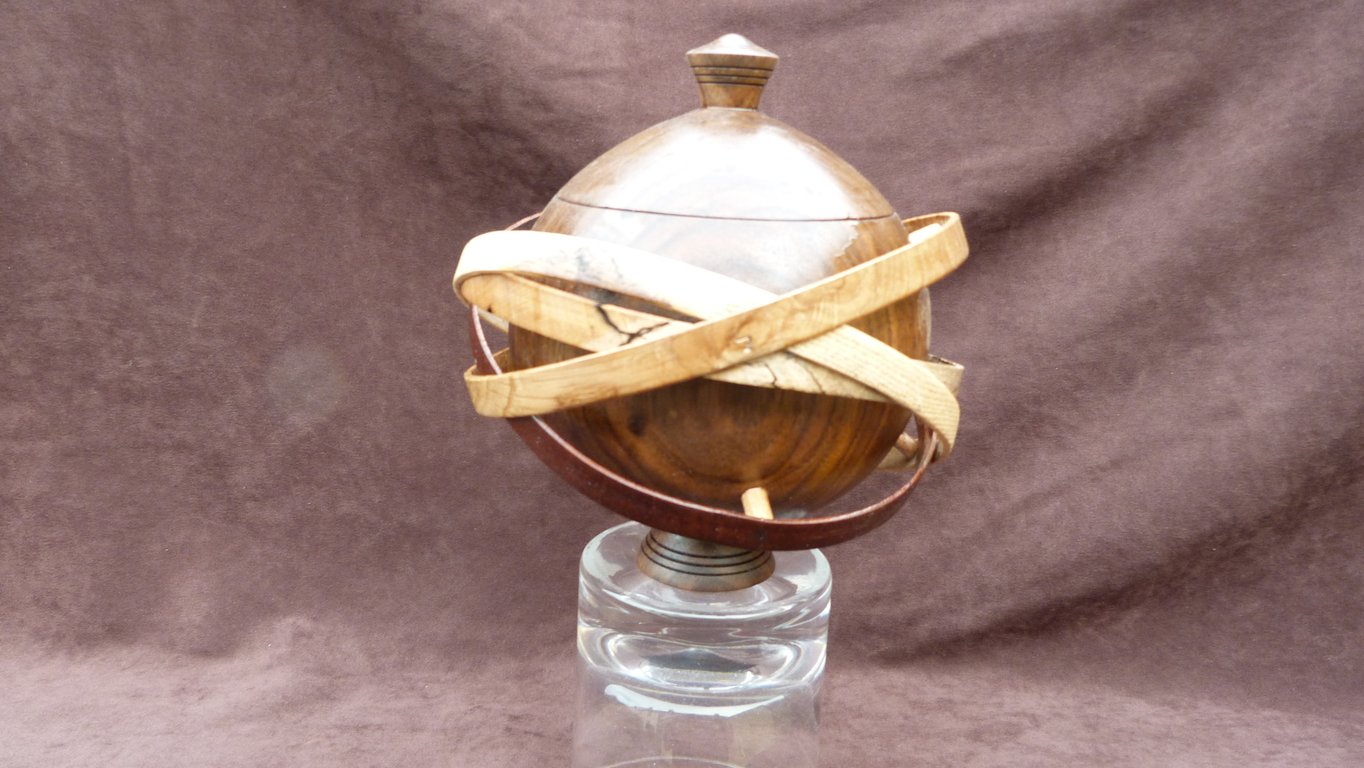 THE SPHERICAL SPHERE