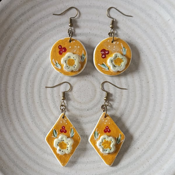 Hand-painted earrings 