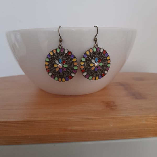 MULTI COLOURED ANTIQUE BRONZE DANGLE EARRINGS.